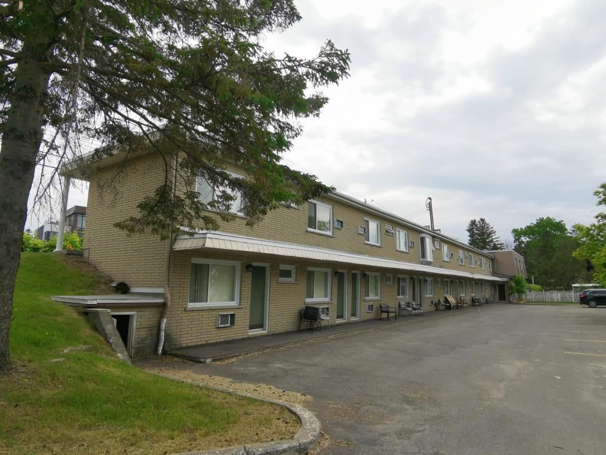 Motel Sainte Catherine ภายนอก รูปภาพ