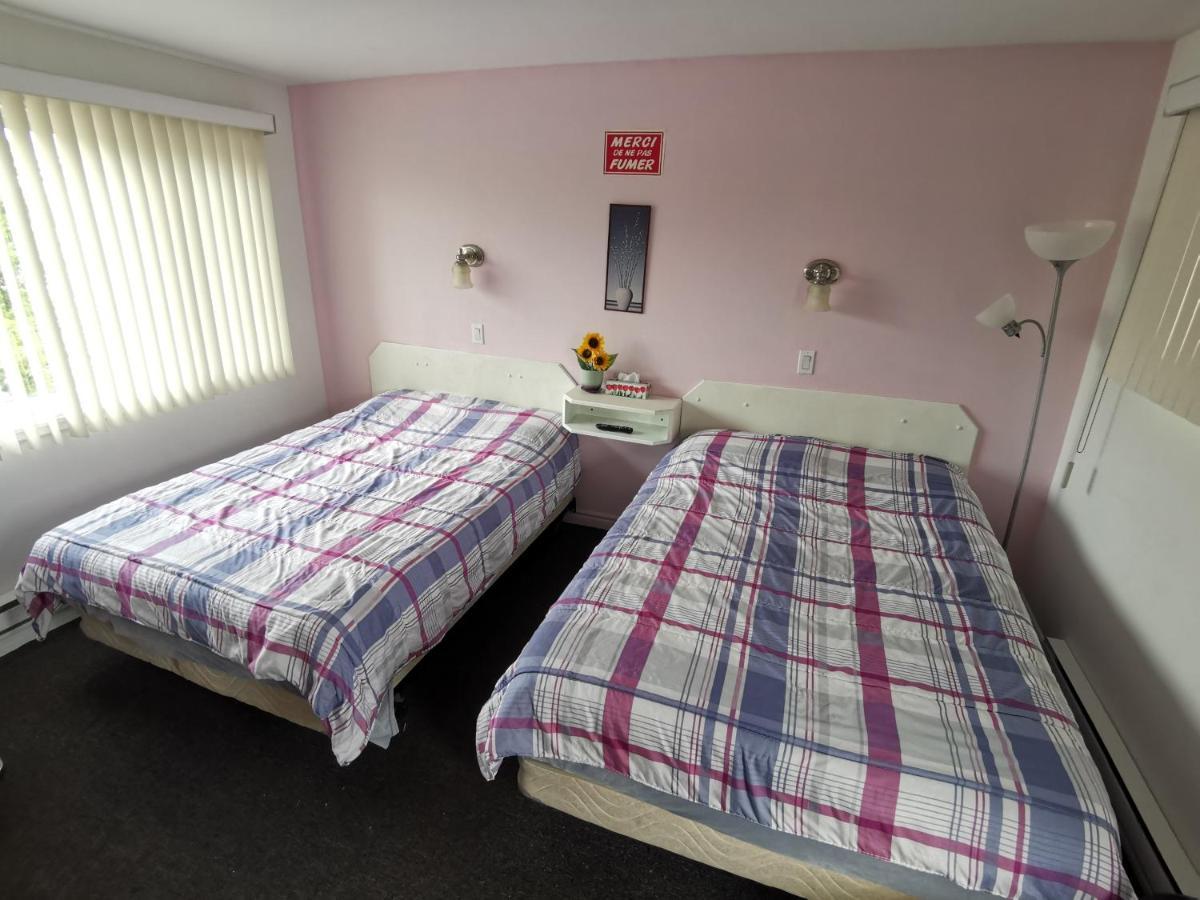 Motel Sainte Catherine ภายนอก รูปภาพ