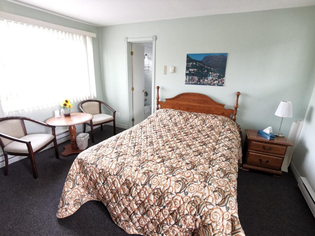 Motel Sainte Catherine ภายนอก รูปภาพ